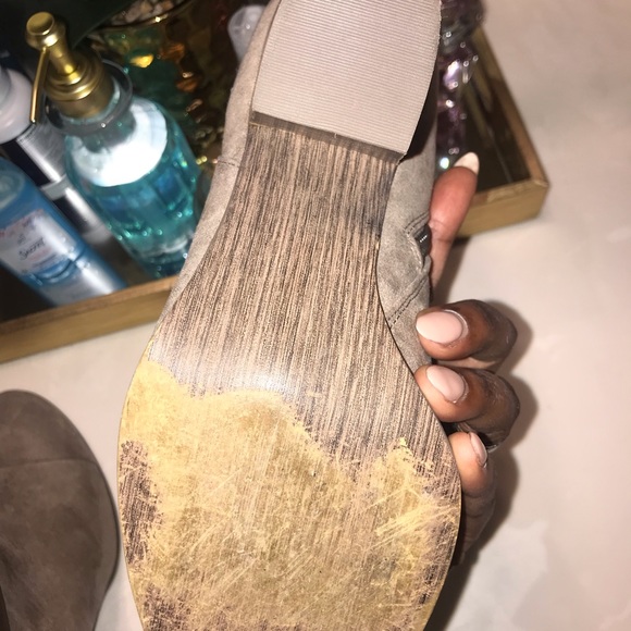 Brown bootie - Picture 5 of 5